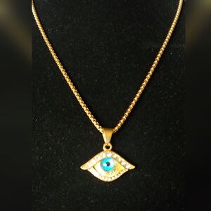 Gold Evil Eye Pendant Necklace